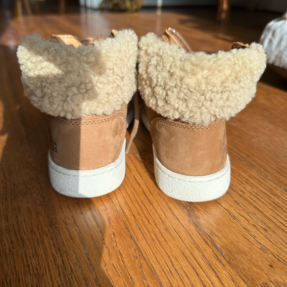 UGG High-Top Sneaker - Women’s 6.5 (US) - Picture 7 of 12